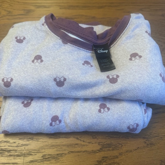 Disney Lavender Minnie‎ Mouse Pajama Set Womens - Picture 9 of 14